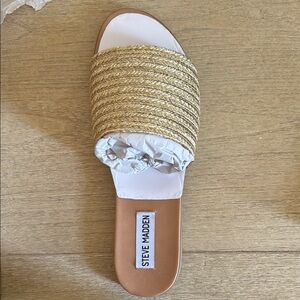 Steve Madden Women's Karolyn Sandal Gold Metallic Sandal